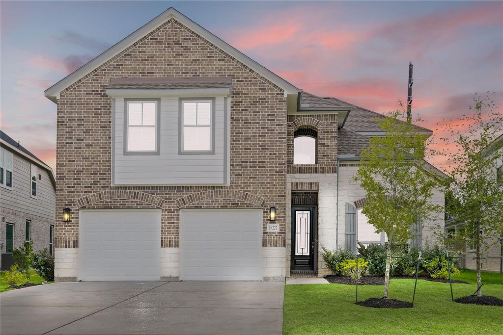 Photo of 18227 Windy Knoll Way, Houston, TX 77084 (MLS # 62379100)