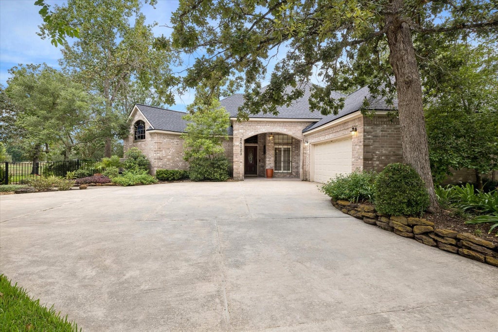 Photo of 25023 Northampton Terrace Drive, Spring, TX 77389 (MLS # 78037332)