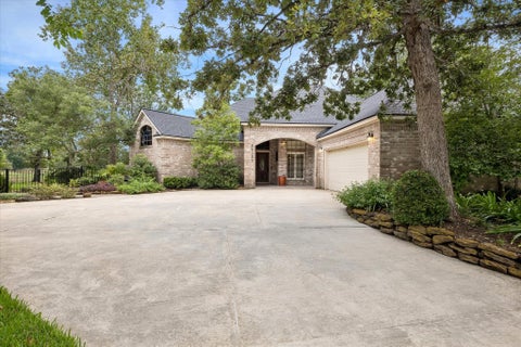 Photo of 25023 Northampton Terrace Drive, Spring, TX 77389 (MLS # 78037332)