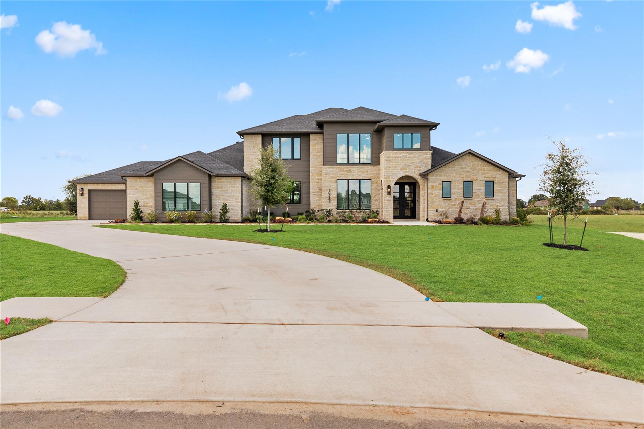 10255 Winnie Court
