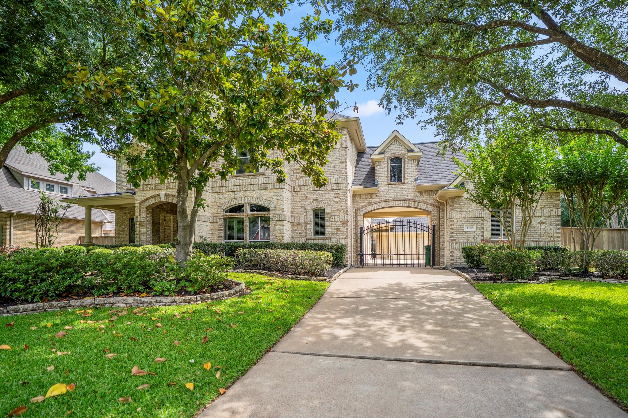 1438 Hatchmere Place