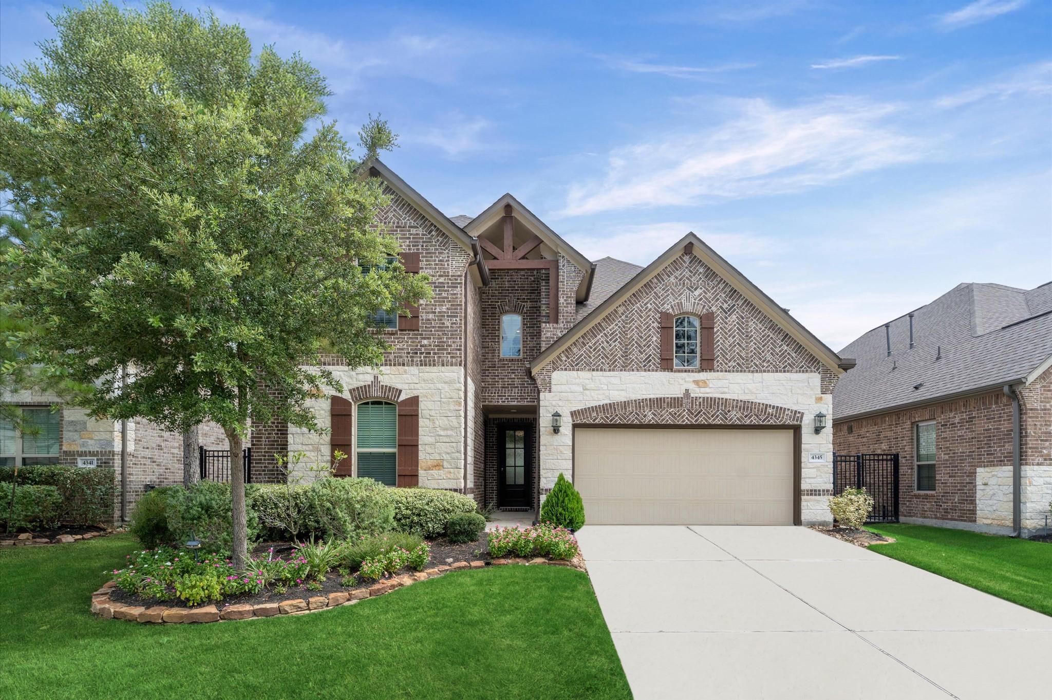 4345 Victoria Pine Drive