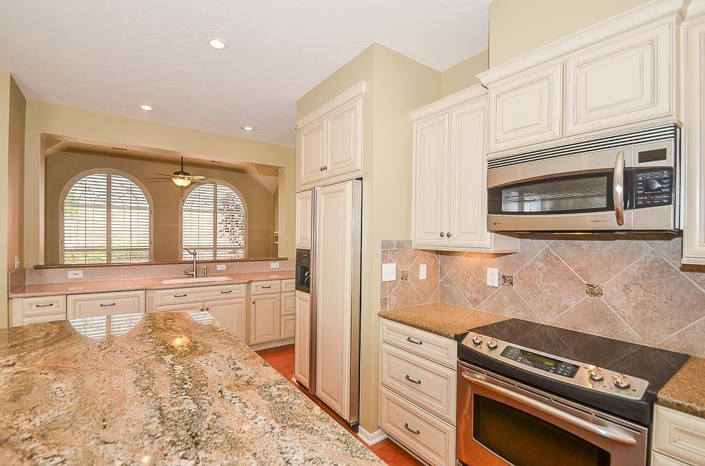 46 Grants Lake Circle