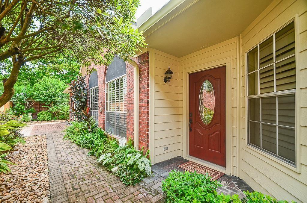 46 Grants Lake Circle