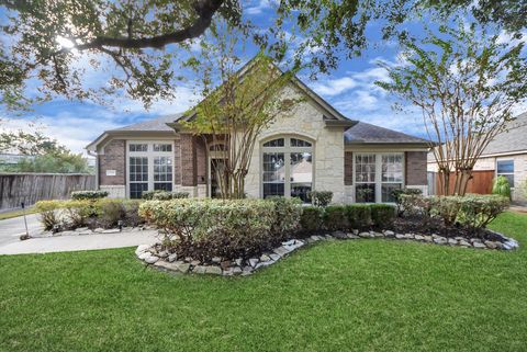 Photo of 9546 Bearden Creek Lane, Humble, TX 77396 (MLS # 47718087)