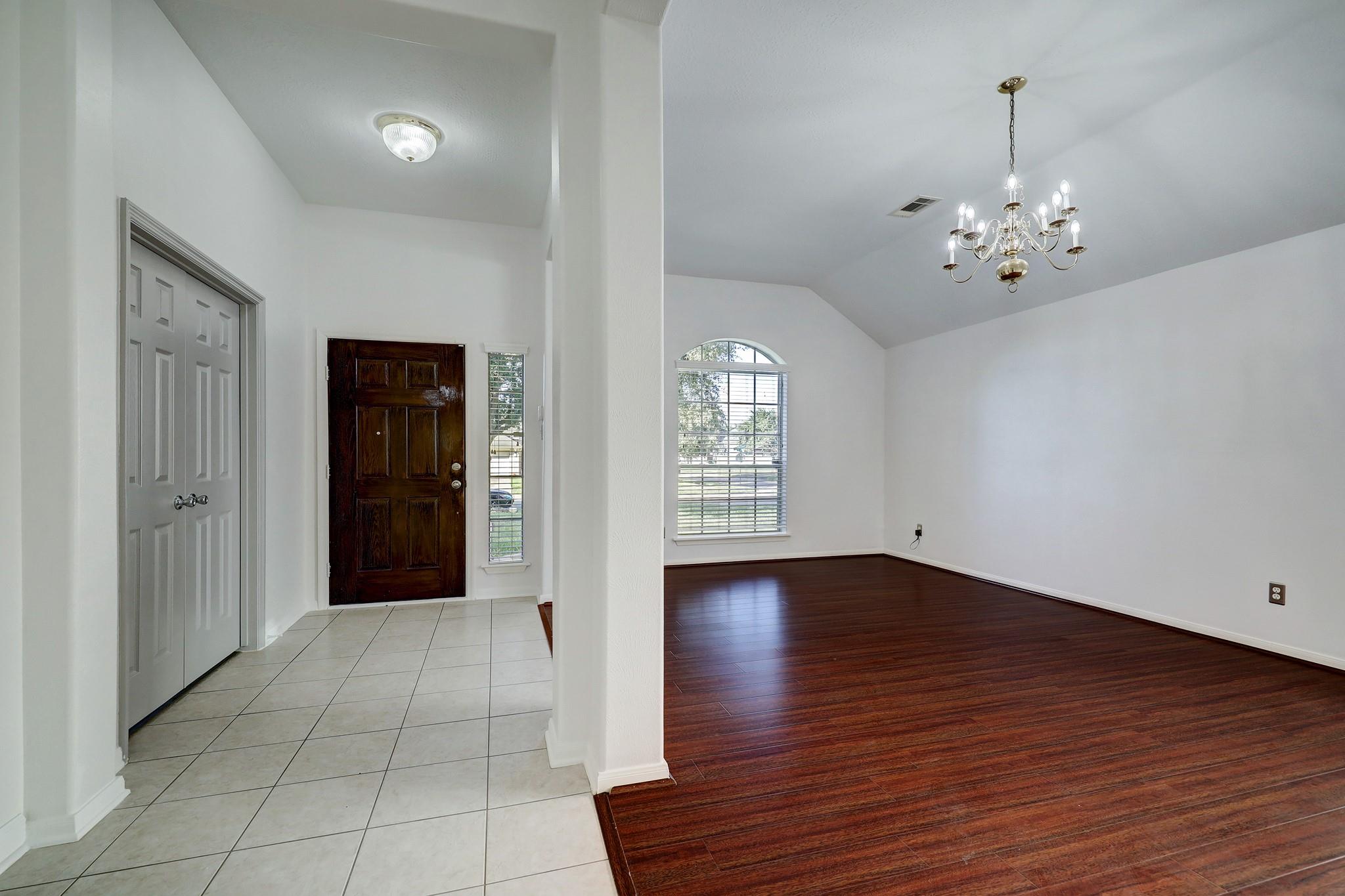 17407 Winfield Square
