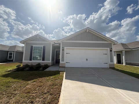 Photo of 15875 Berry Hill Drive, Conroe, TX 77303 (MLS # 85174511)