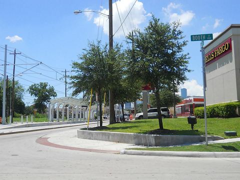 Photo of 1001 Booth Street, Houston, TX 77009 (MLS # 52204259)