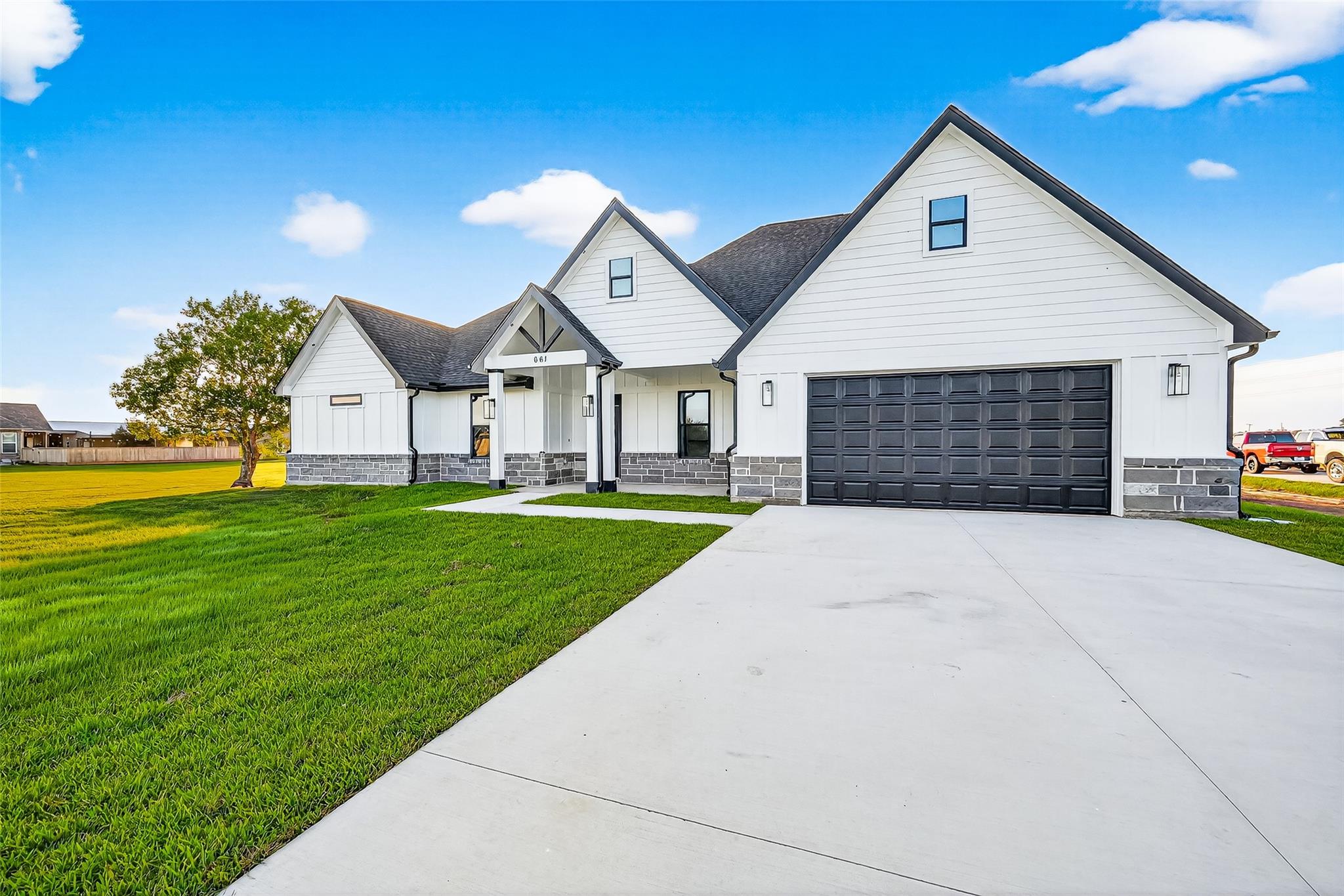 661 Angus Trail