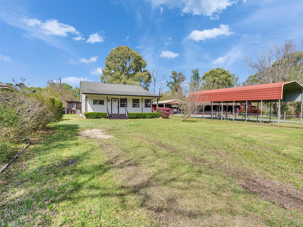 Photo of 215 Sparkling Water Drive, Huffman, TX 77336 (MLS # 97998192)