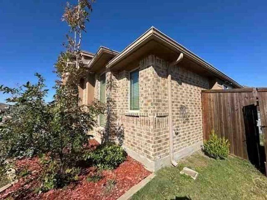 1721 Emma Pearl Lane