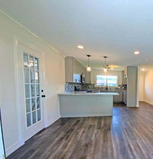 Photo of 610 Marion Lane, West Columbia, TX 77486 (MLS # 53624322)