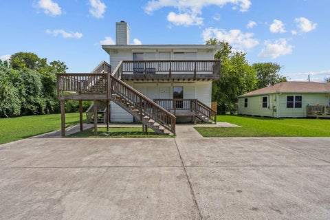 Photo of 7316 Overton Street, Hitchcock, TX 77563 (MLS # 11190090)