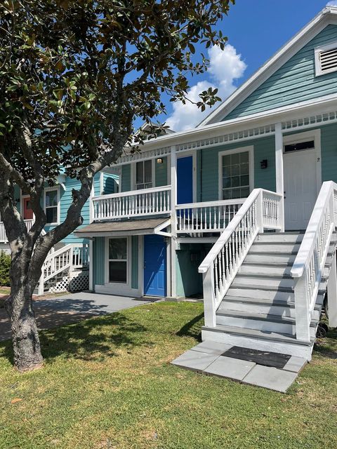 Photo of 1810 24th St St #3, Galveston, TX 77550 (MLS # 18077015)