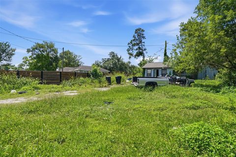 Photo of 5206 Polly Street, Houston, TX 77016 (MLS # 84150179)