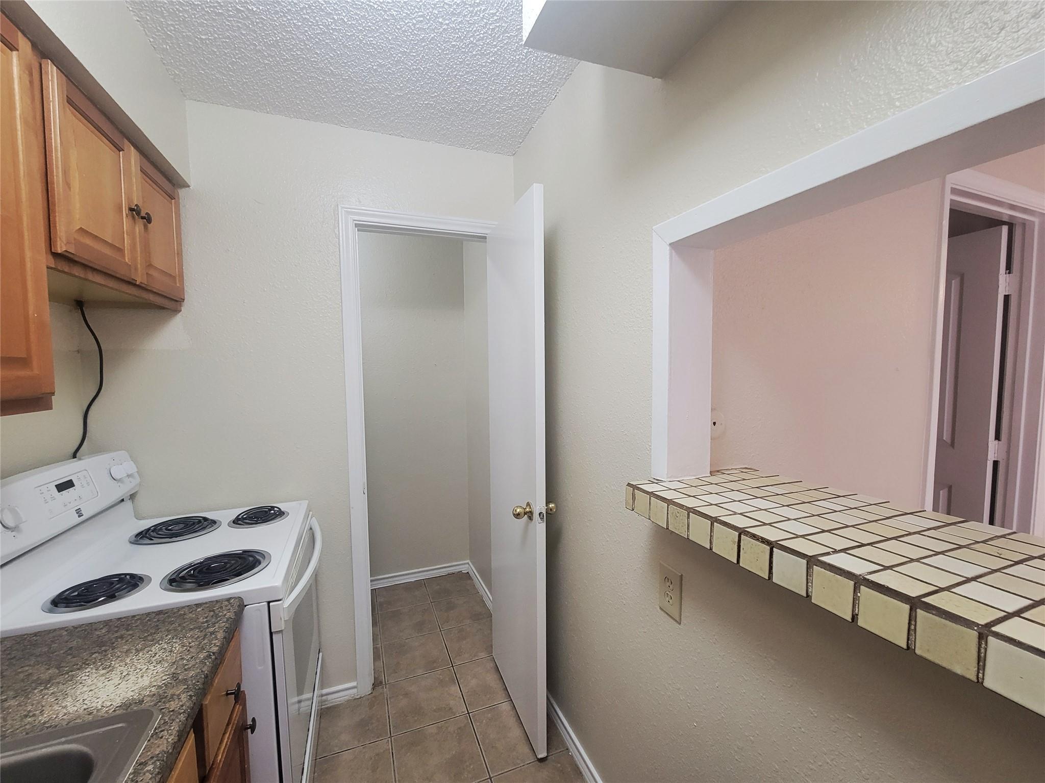 5103 Avenue Q 1/2 1