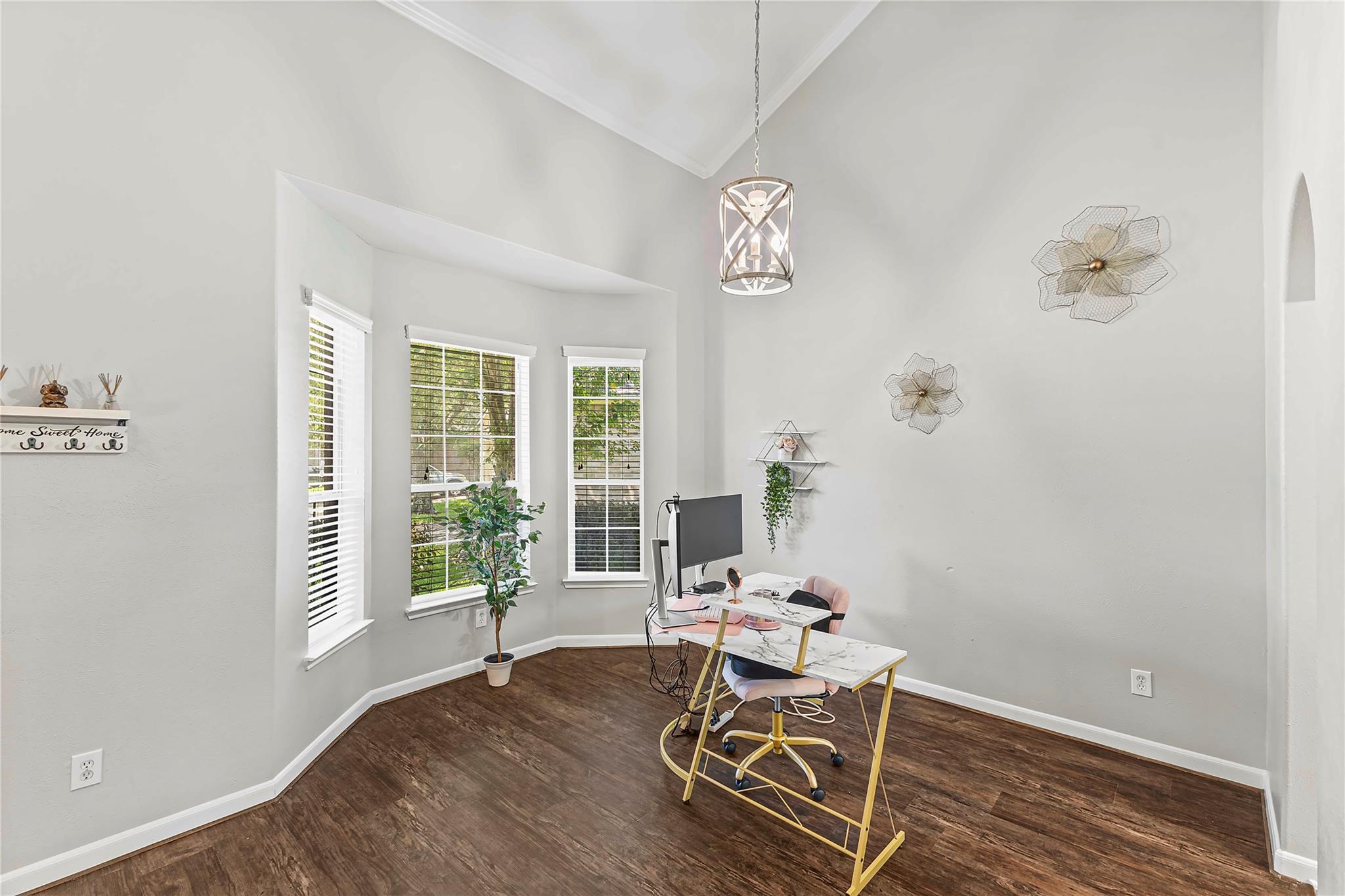 2701 Shallow Falls Court