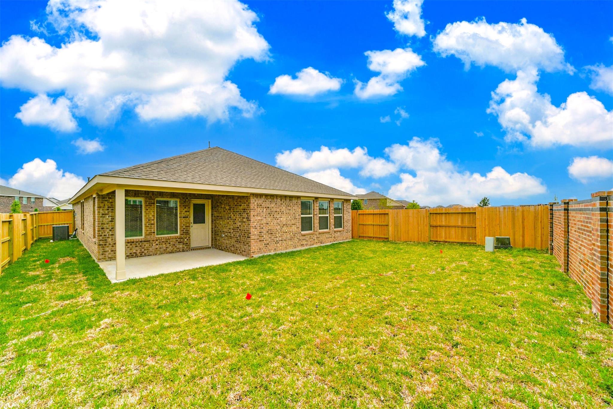 5227 Sunvalley Bend Drive