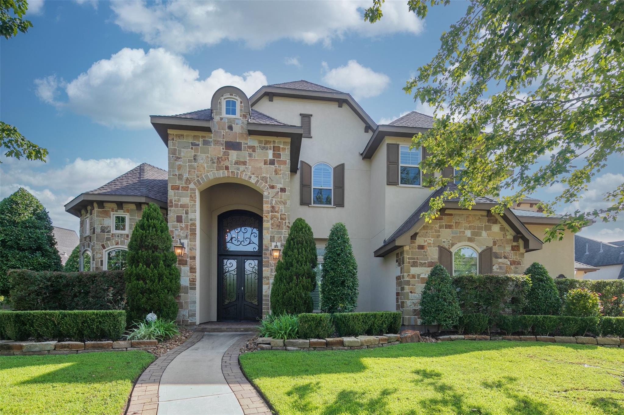 10506 Pebblecreek Crossing