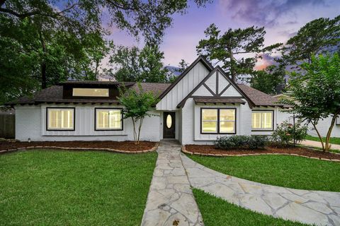 Photo of 25511 Many Oak Drive, Spring, TX 77380 (MLS # 70306950)