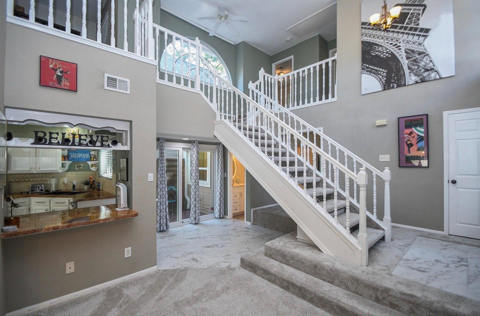 6617 Tournament Drive