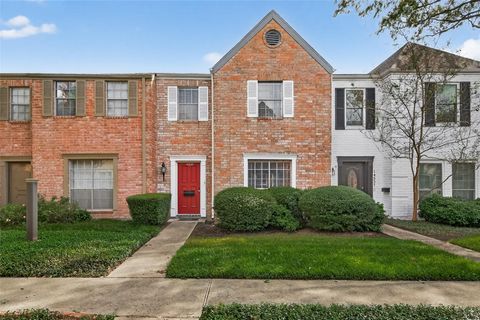 Photo of 14535 Misty Meadow Lane, Houston, TX 77079 (MLS # 51947679)