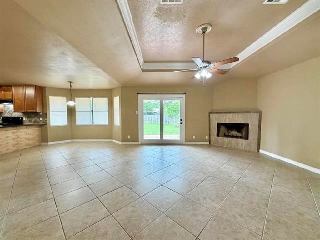 Photo of 127 Timbercreek Lane, Lumberton, TX 77657 (MLS # 67808268)