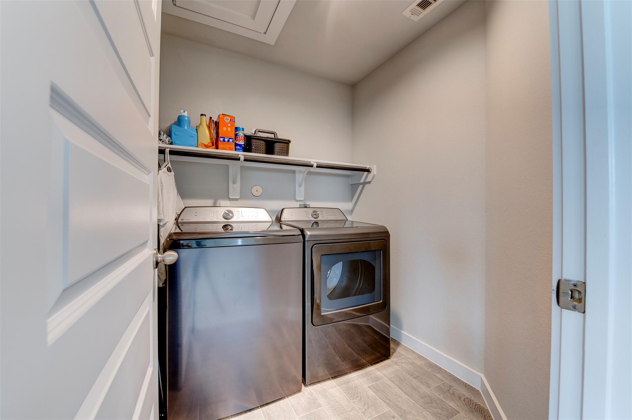 Houston, Texas 77084, United States, 3 Bedrooms Bedrooms, ,3 BathroomsBathrooms,Residential,Active,214332