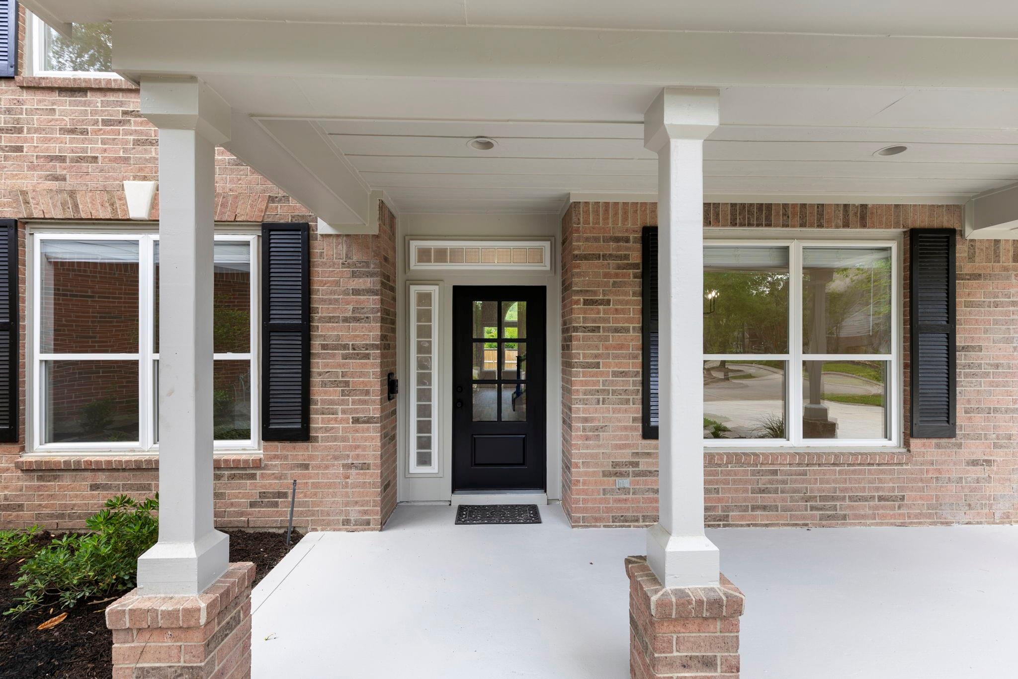 35 Classic Oaks Place