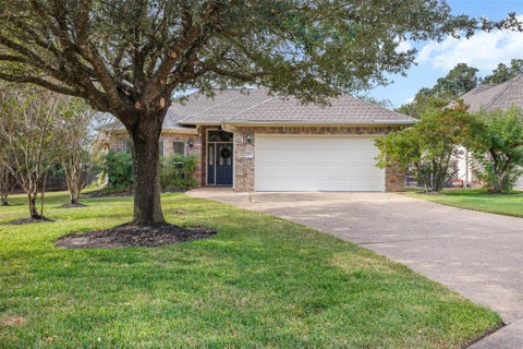 Homes For Sale - 1304 Wilshire Court<br/> College Station, TX 77845