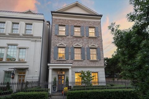 Photo of 220 Morningside Park Street, Houston, TX 77024 (MLS # 19567400)