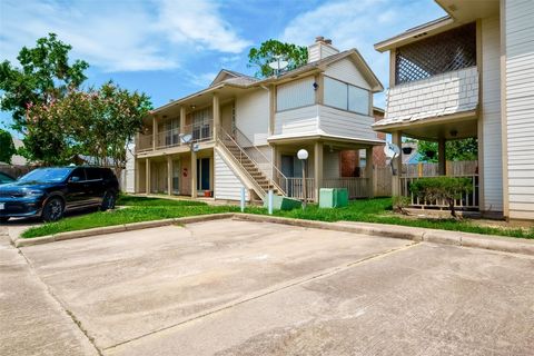 Photo of 11503 Meadow Lane #D, Houston, TX 77477 (MLS # 12945569)