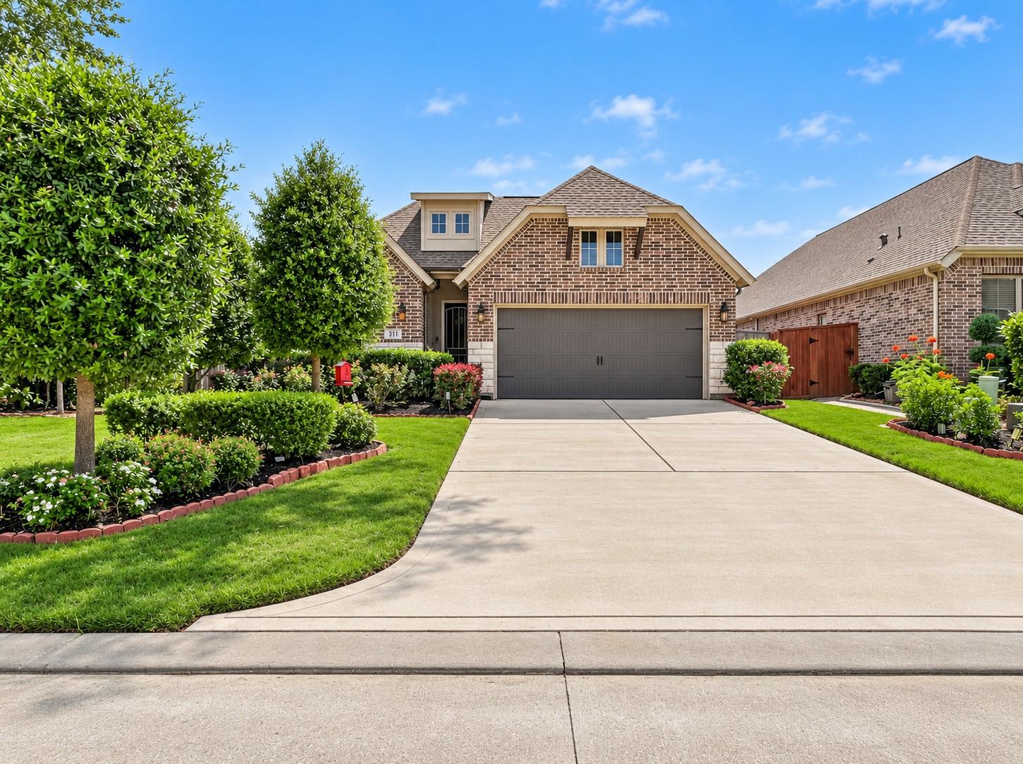 211 Selado Creek Drive