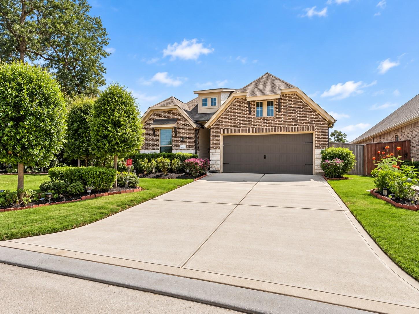 211 Selado Creek Drive