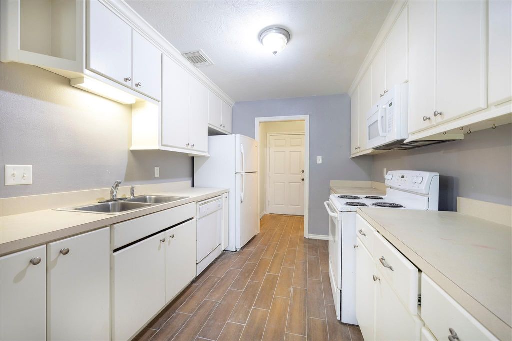 Photo of 100 Artesian Way, New Caney, TX 77357 (MLS # 82166773)