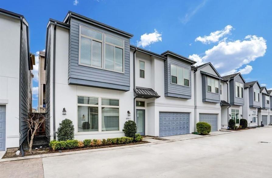 8907 Spring Knoll Forest Drive