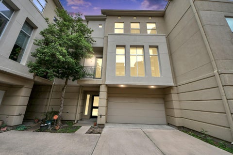 Photo of 1112 Columbus Street #B, Houston, TX 77019 (MLS # 73037797)