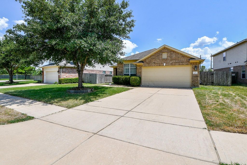 Photo of 26711 Henson Falls Drive, Katy, TX 77494 (MLS # 29341601)