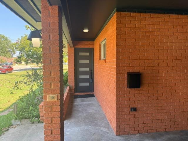 1903 Evergreen Lane