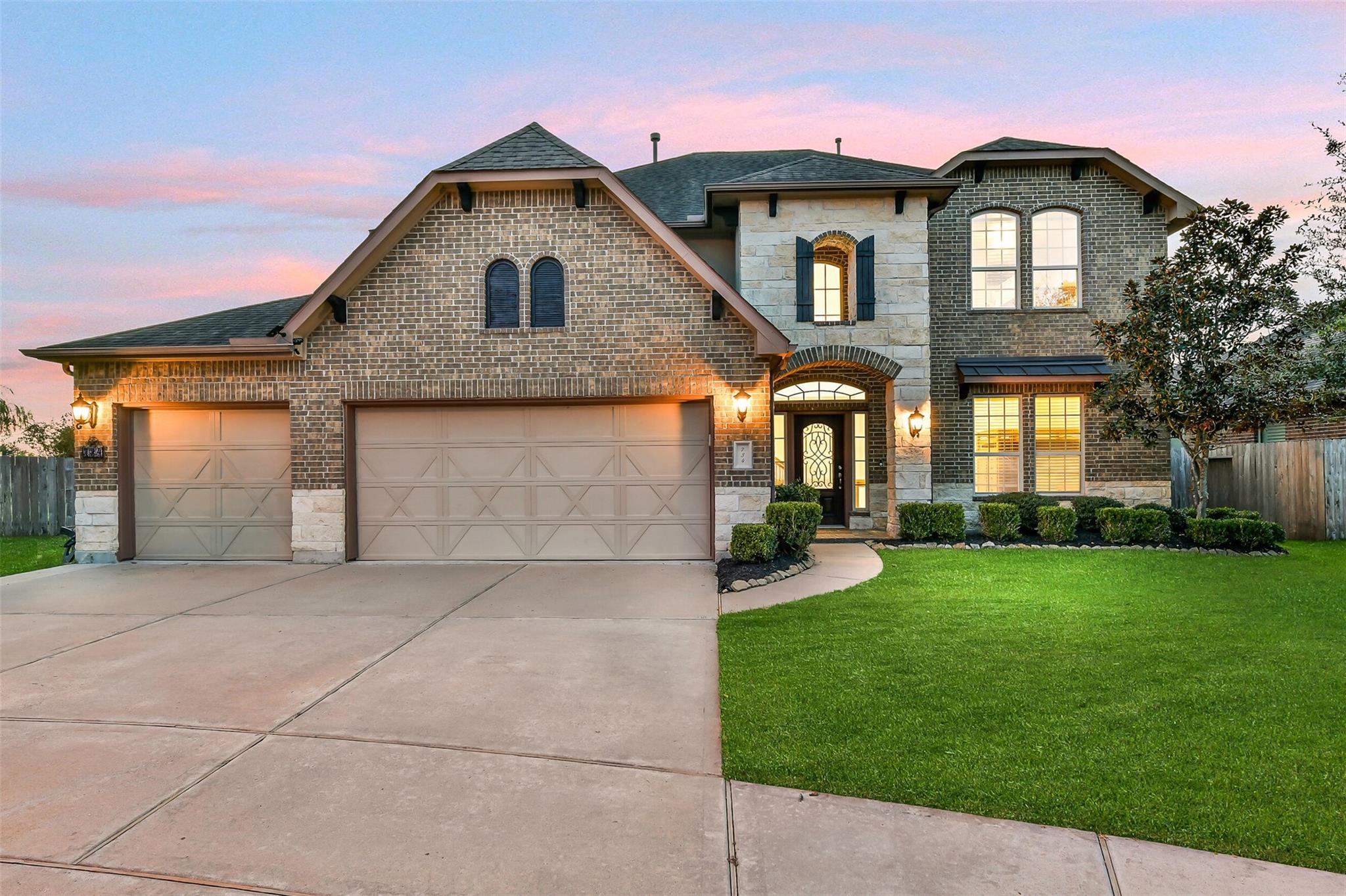 734 Marbrook Saddle Lane