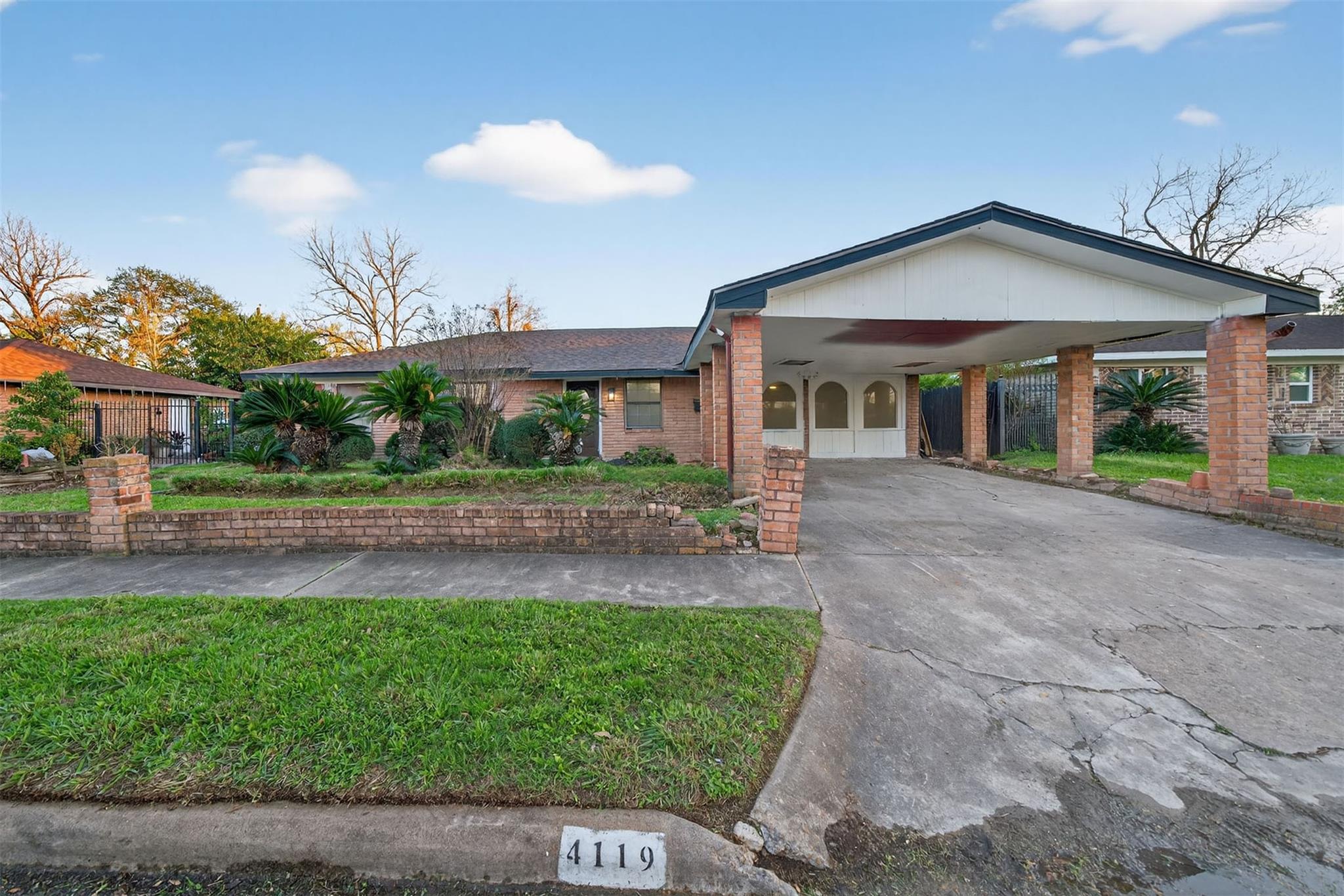 4119 Ebbtide Drive
