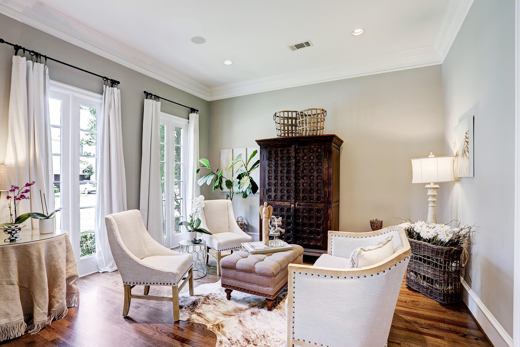 11328 Surrey Oaks Lane