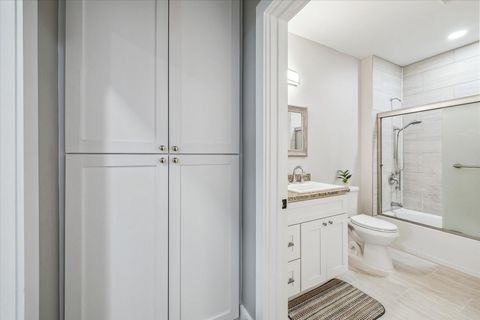 Tiny photo for 2219 Mckee Street, Houston, TX 77009 (MLS # 27091092)