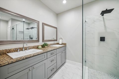 Tiny photo for 2219 Mckee Street, Houston, TX 77009 (MLS # 27091092)