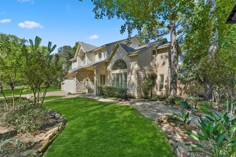 Photo of 26 Lucky Leaf Court, The Woodlands, TX 77381 (MLS # 97054322)
