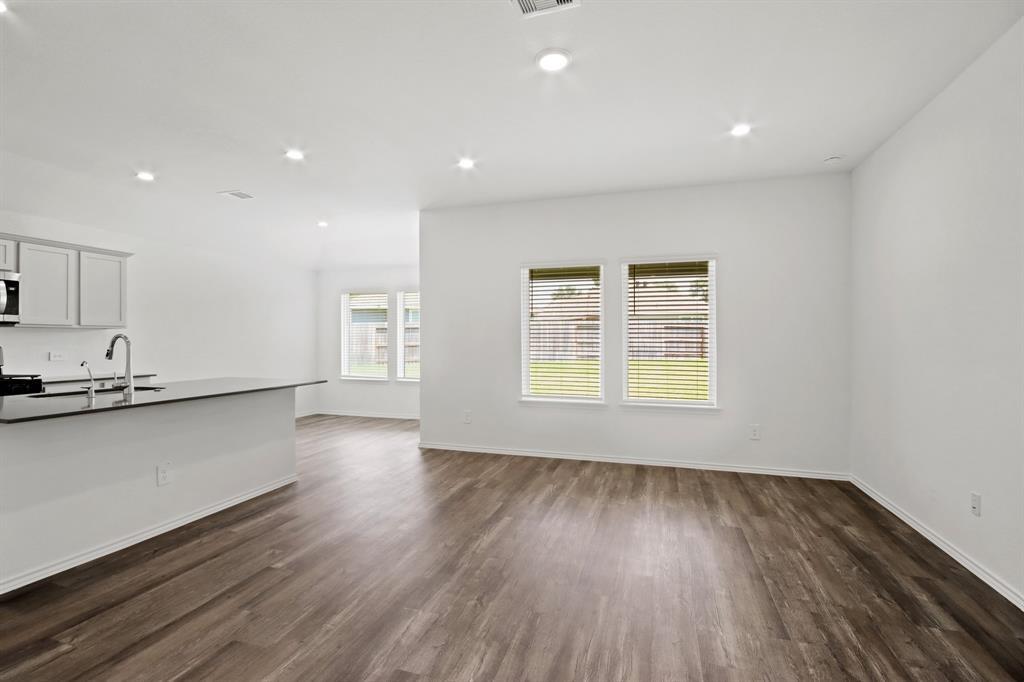 14207 Yellow Jacket Ct