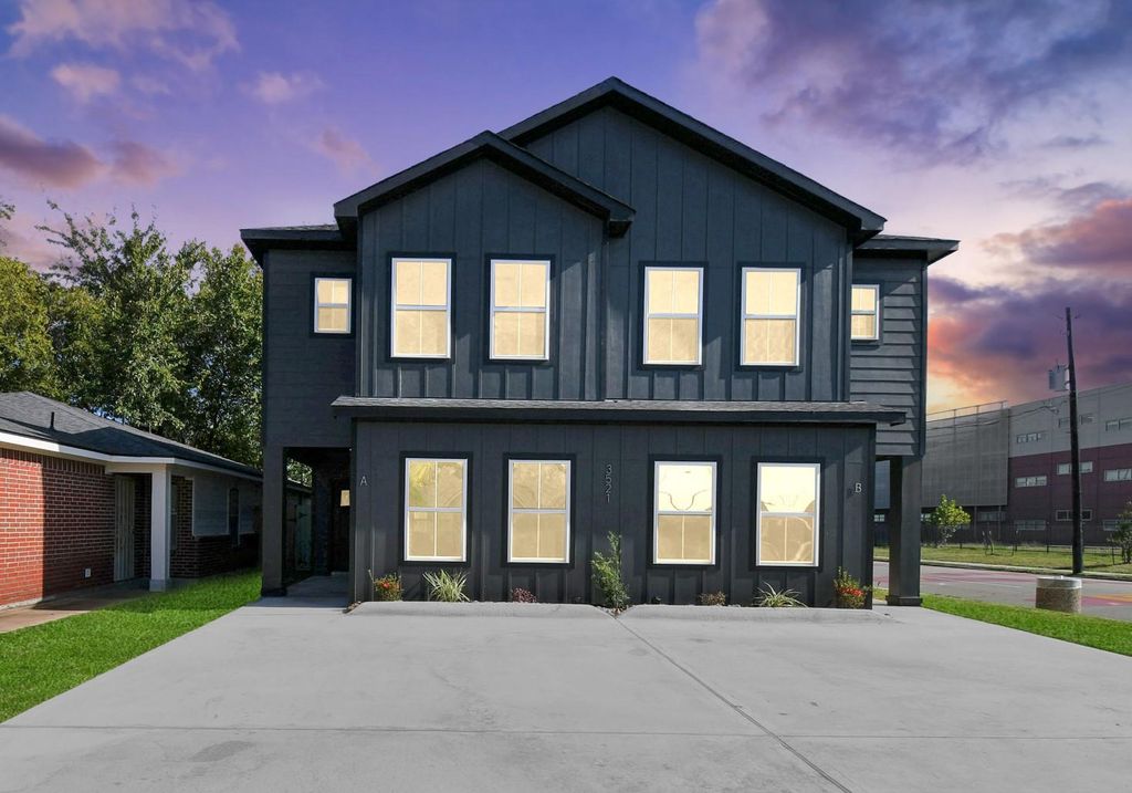 Photo of 3521 Canfield Street #AB, Houston, TX 77004 (MLS # 62476594)