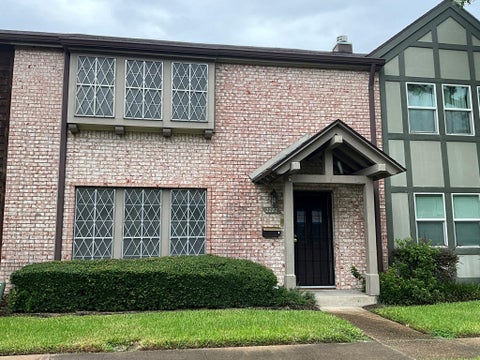 Photo of 2287 Triway Lane #281, Houston, TX 77043 (MLS # 57947149)