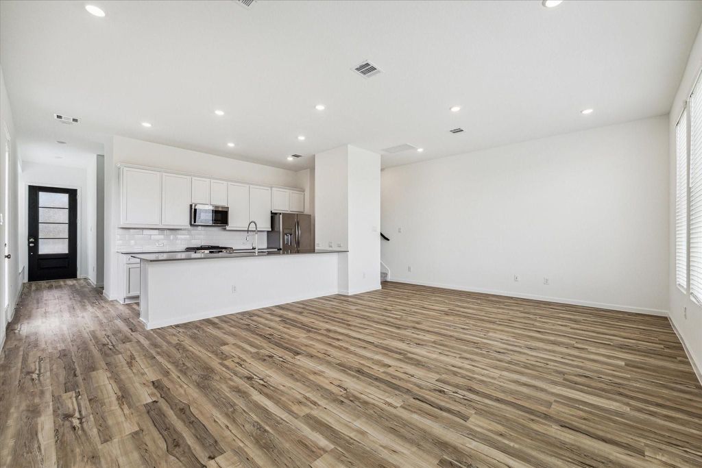 Photo of 5518 Amber Brook Lane, Fulshear, TX 77441 (MLS # 38201792)