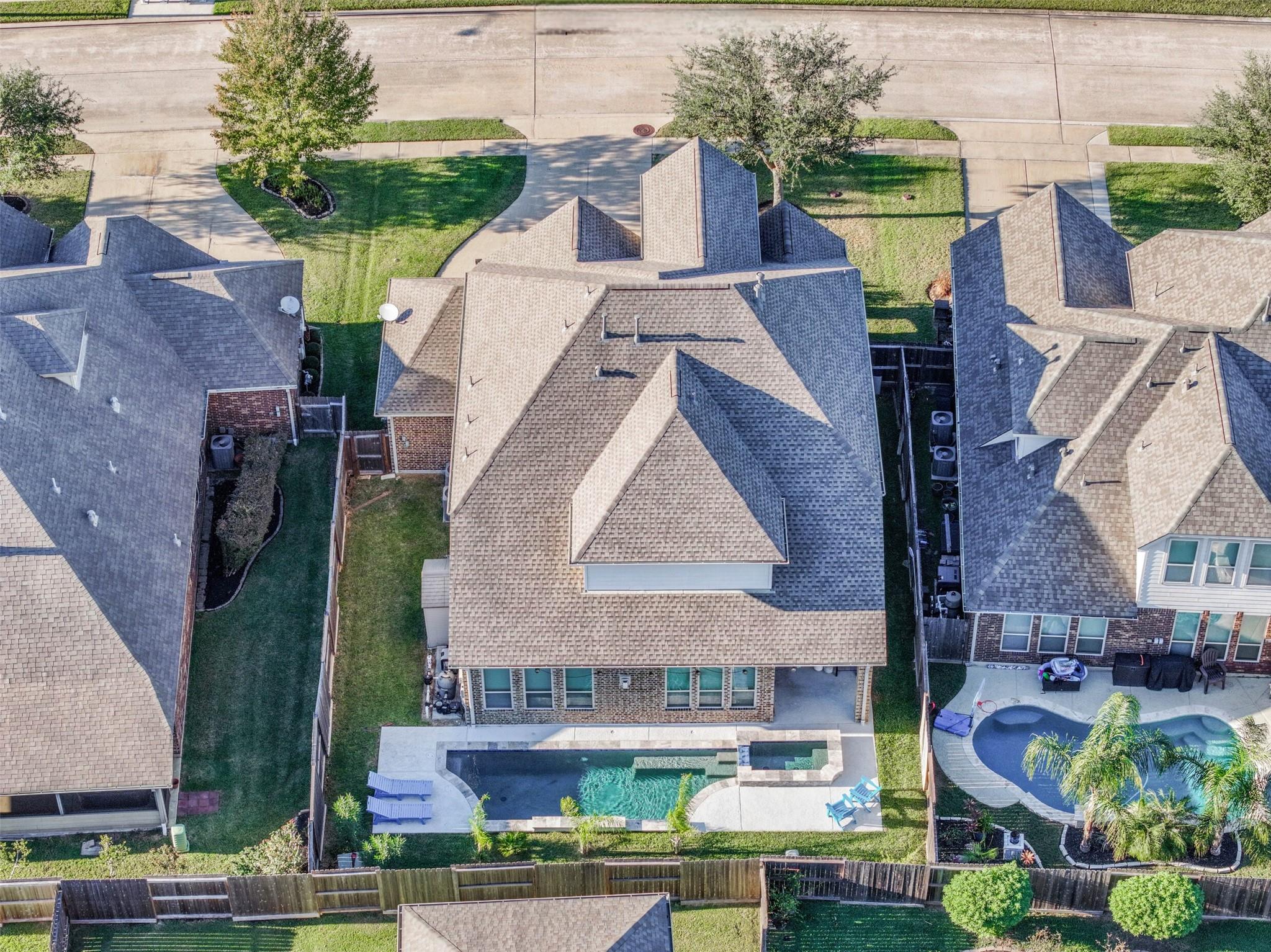280 Clearwood Drive